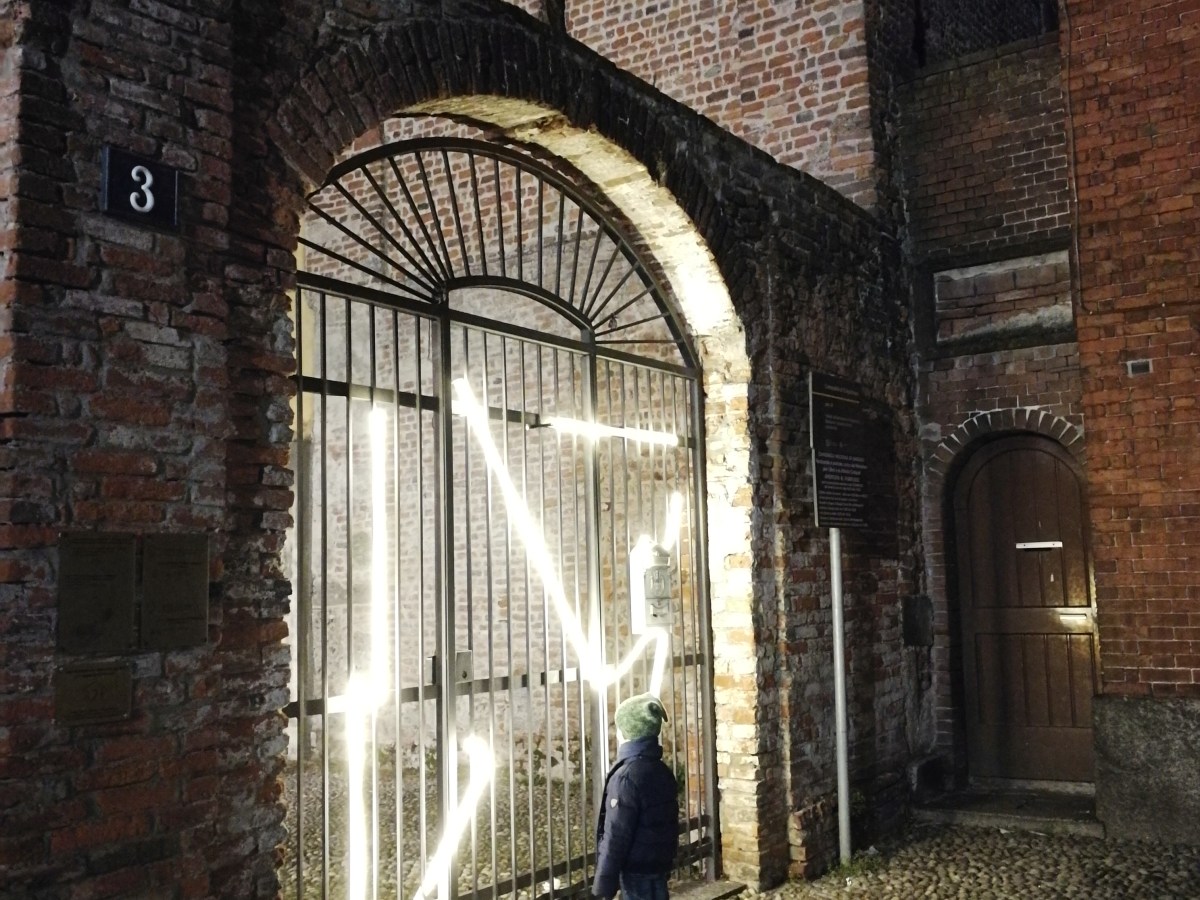 Borderlight collective