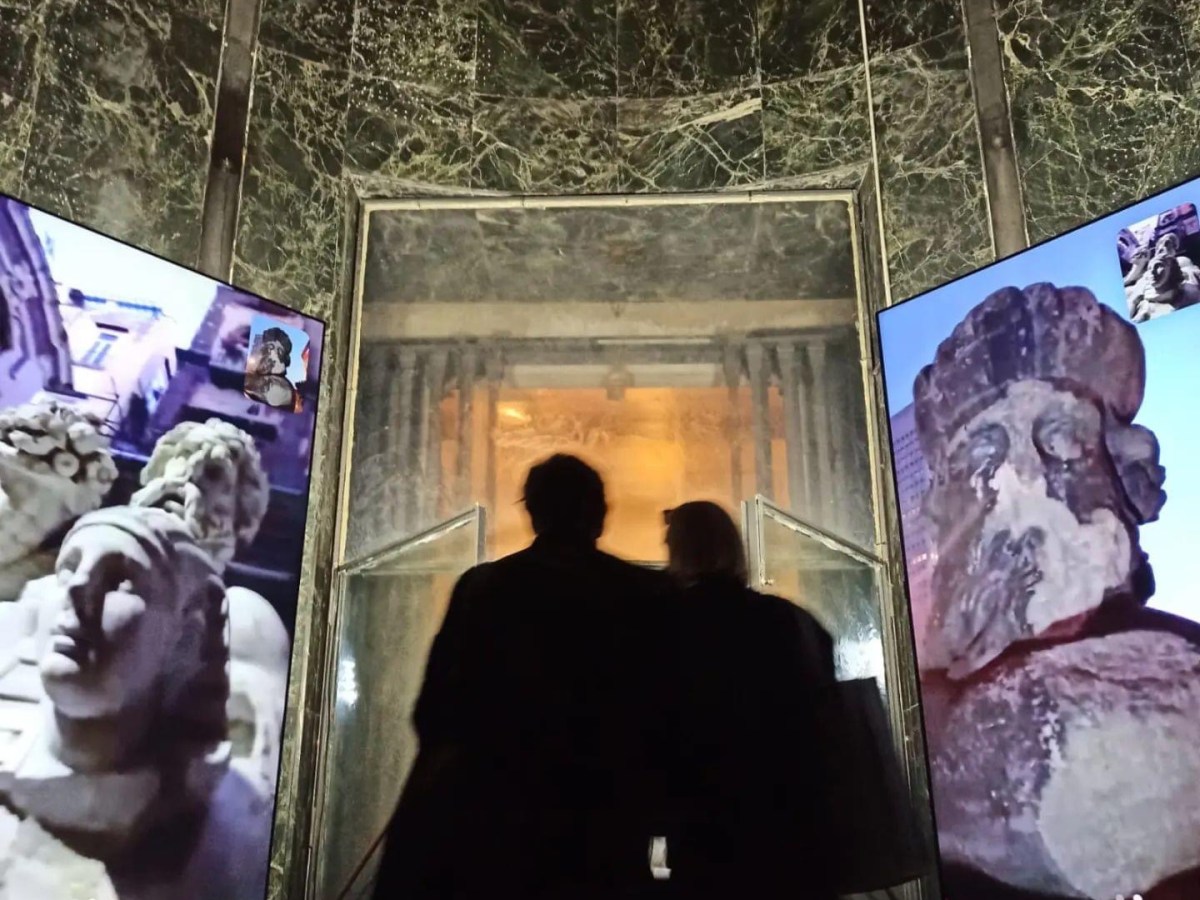 Simona Da Pozzo // Quando sbucci il marmo, si fa latte, fiume o&nbsp;vapore